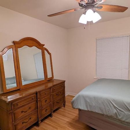 Amazing 2Br Home - Steps To Unm North Campus Αλμπουκέρκι Εξωτερικό φωτογραφία